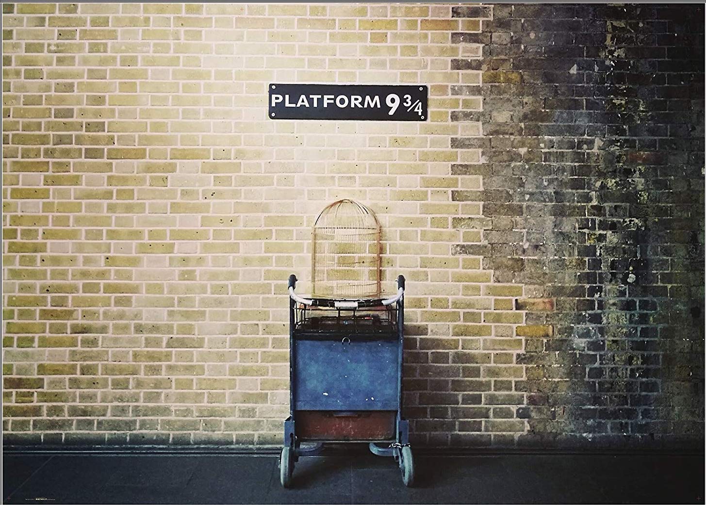 photo of platform 9 and 3/4 in London